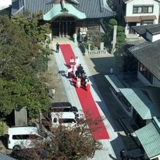 雰囲気が出る赤絨毯