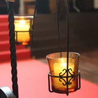 参列席についているキャンドルが綺麗でした。