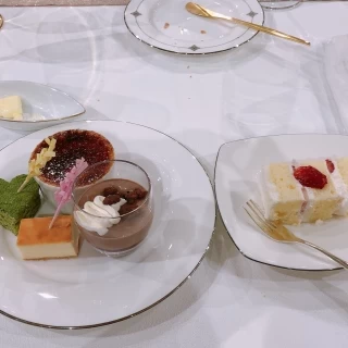 デザートビュッフェ