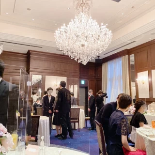 披露宴会場のシャンデリア