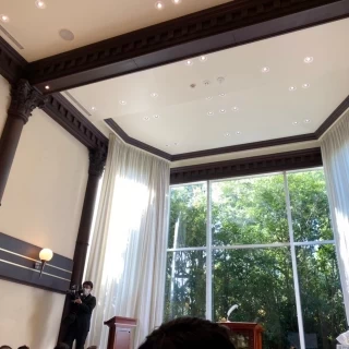 緑が見えて光が差し込んで素敵でした。