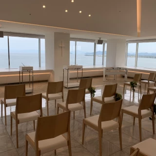 琵琶湖が一望できる挙式会場