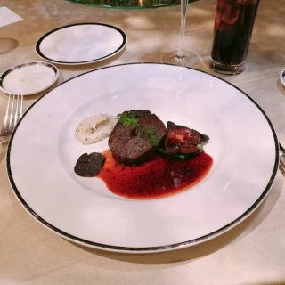 メインです