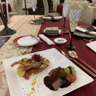 お肉料理はこんな感じです！