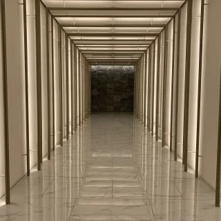 チャペルまでの道です。あちこちに皇居の面影を作っています。