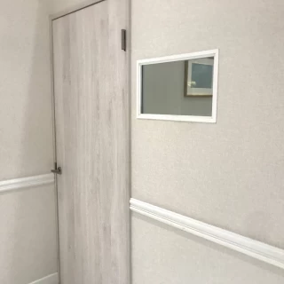 披露宴会場内にもミラーがあります