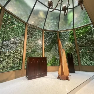 光が差し込んで明るく空気です。