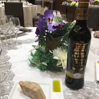 最高に美味しいパンとオリーブオイル