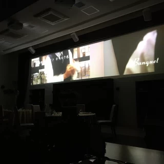 迫力あるスクリーン