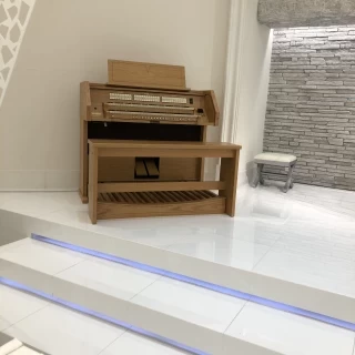 チャペルのパイプオルガン