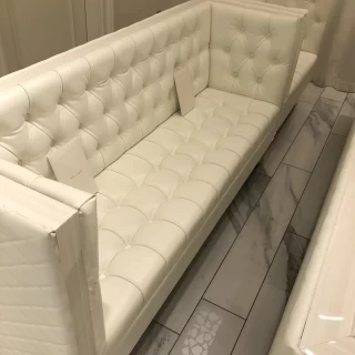 チャペルの椅子