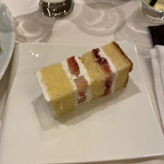 ウェディングケーキも絶品！