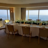 スイートルーム内の披露宴会場