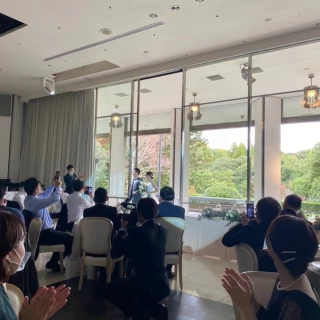 お色直しの入場
