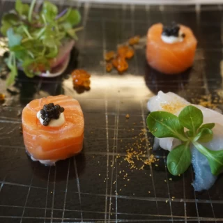サーモンの前菜とても美味しかった