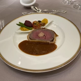 メインのお肉料理