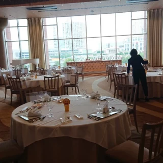 海をイメージした会場でした