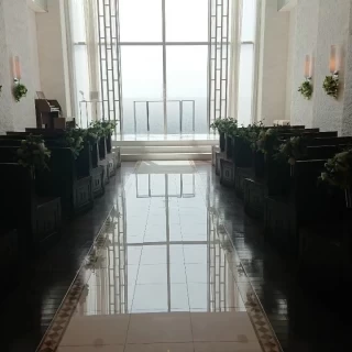 周りのビルが気にならないくらい綺麗でした