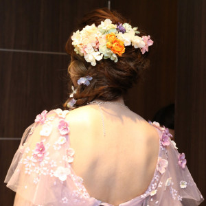 ヘッドドレス
造花はフランベルアムールでレンタル出来ます|577830さんのフラン ベル アムールの写真(1145944)