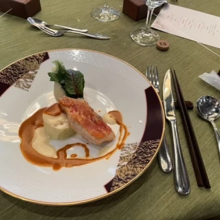 金目鯛の皮がパリパリで美味しかったです。