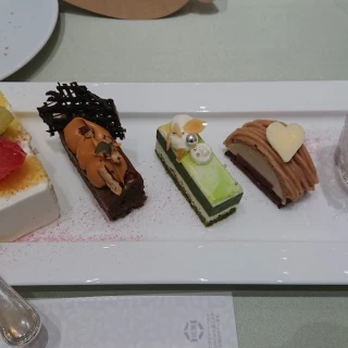 ゲストへの料理