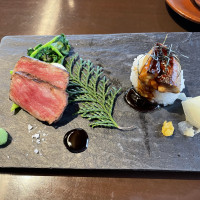 お肉とフォアグラ寿司