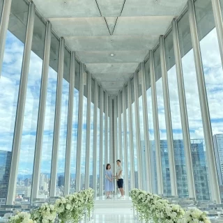 天空のチャペルと呼ばれているとても綺麗なチャペルです。
