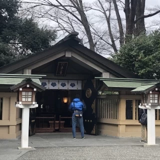 本殿横の社殿