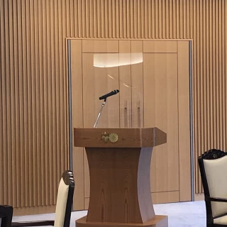 演台