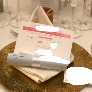 座ってすぐの様子