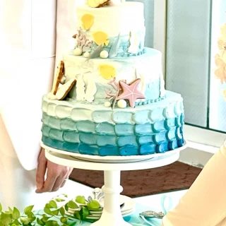 ウェディングケーキ