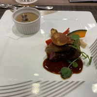 お肉とスープ