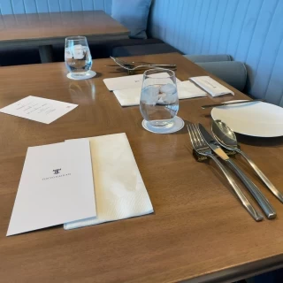 1階のレストランで試食をしました