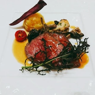 お肉料理