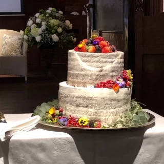 ウェディングケーキ