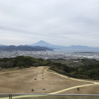 富士山がのぞめる広大なガーデン