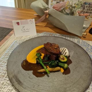 試食した飛騨牛のロッシーニ風です。大変美味しかったです！