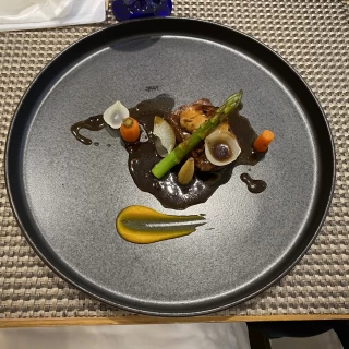メインの肉料理