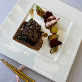 メイン