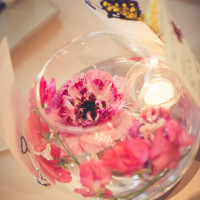 テーブルのお花もピンク