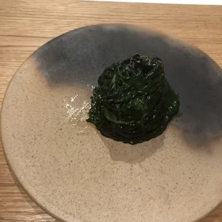 、