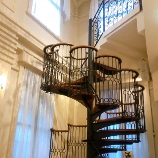 階段入場
