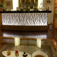 待ち時間に頂ける一口サイズのお料理。