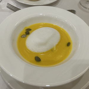 季節のポタージュはかぼちゃでした|579876さんの山手迎賓館/テイクアンドギヴ・ニーズウェディングの写真(2550587)