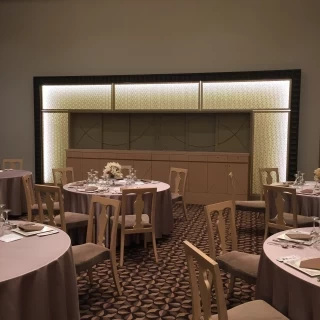 会場