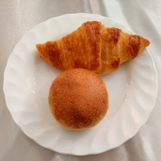 焼きたてパン