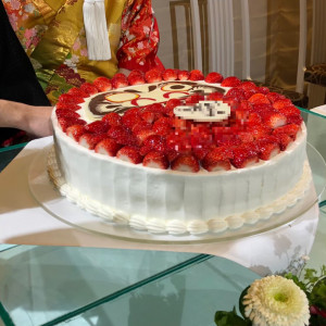 苺で出来ただるまのケーキです。|580290さんのベルヴィ宇都宮の写真(1164556)