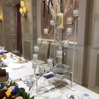 新郎新婦席の飾り