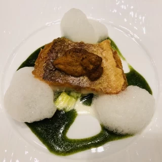 お魚料理です。