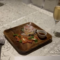 お造りが用意できないとの事で、サーモンのカルパッチョでした。